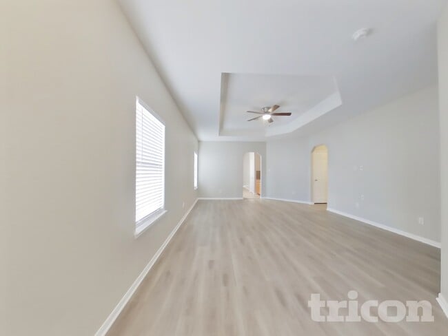 Photo - 6619 Lindale Manor Ct