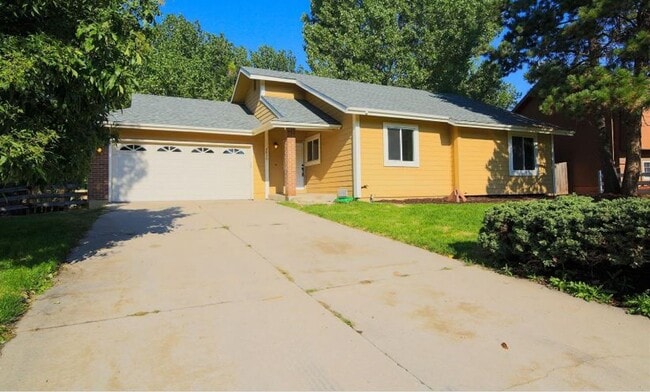 Photo - 2910 Rolling Wood Loop