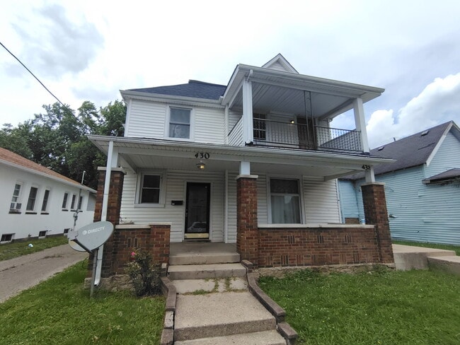 Photo - 430 W 7th St Unit 430