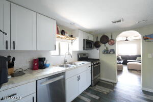 Photo - 1023 E Lee St