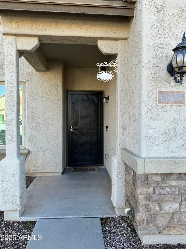 Photo - 11009 E Sutter Ave