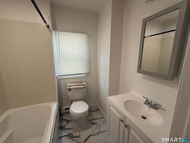 Photo - 85 Draher St Unit 1