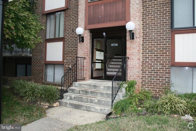 Building Photo - 9728 Kingsbridge Dr Unit 304 Rental