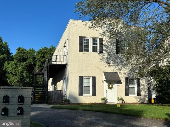 Photo - 321 Magothy Rd Apartment Unit 4