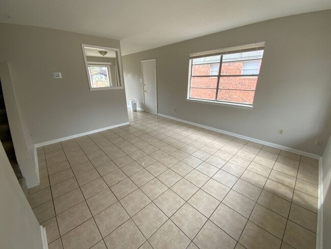 Photo - 1311 Madden Rd