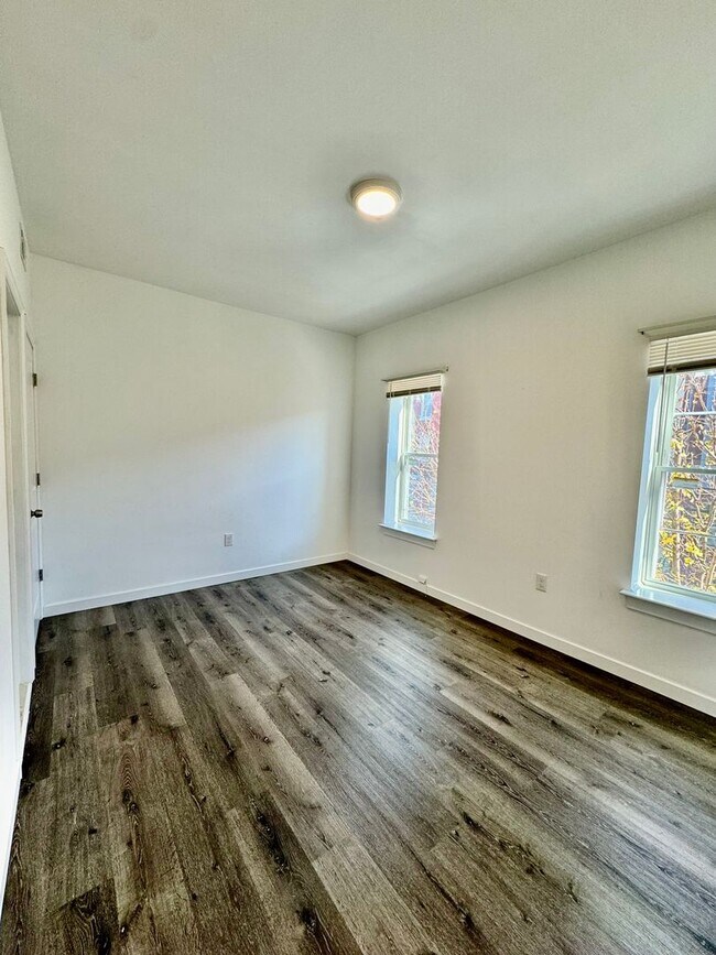 Photo - 2026 N 8th St Unit 2