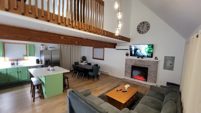 Photo - 5127 Hounds Ear Rd