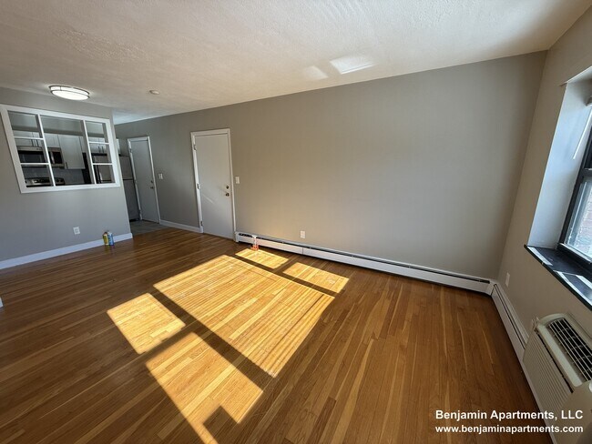 Photo - 274 Grove St Unit 1