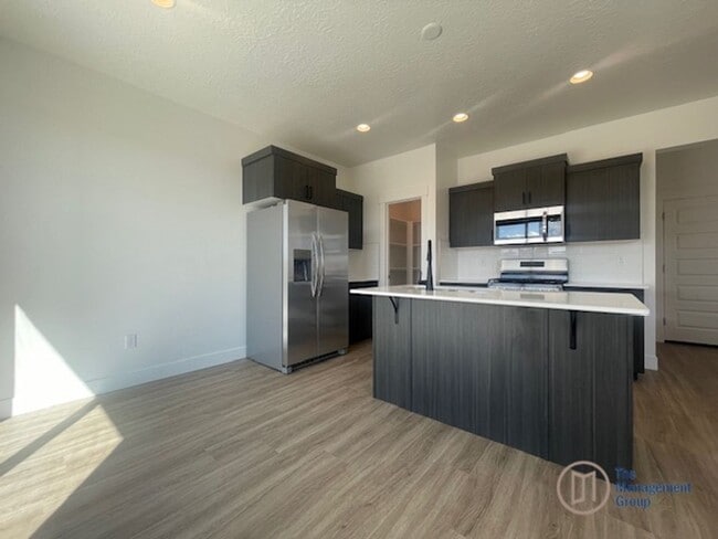 Photo - 4 Bedroom Desert Providence