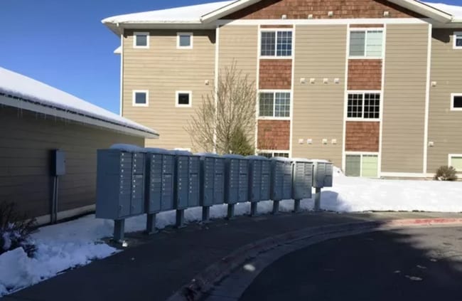 Building Photo - Condo for rent in Baxter Springs Unit 2