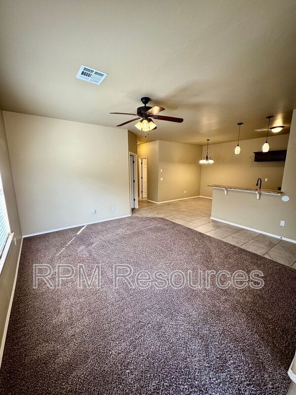 Photo - 147 Bison Ct Way