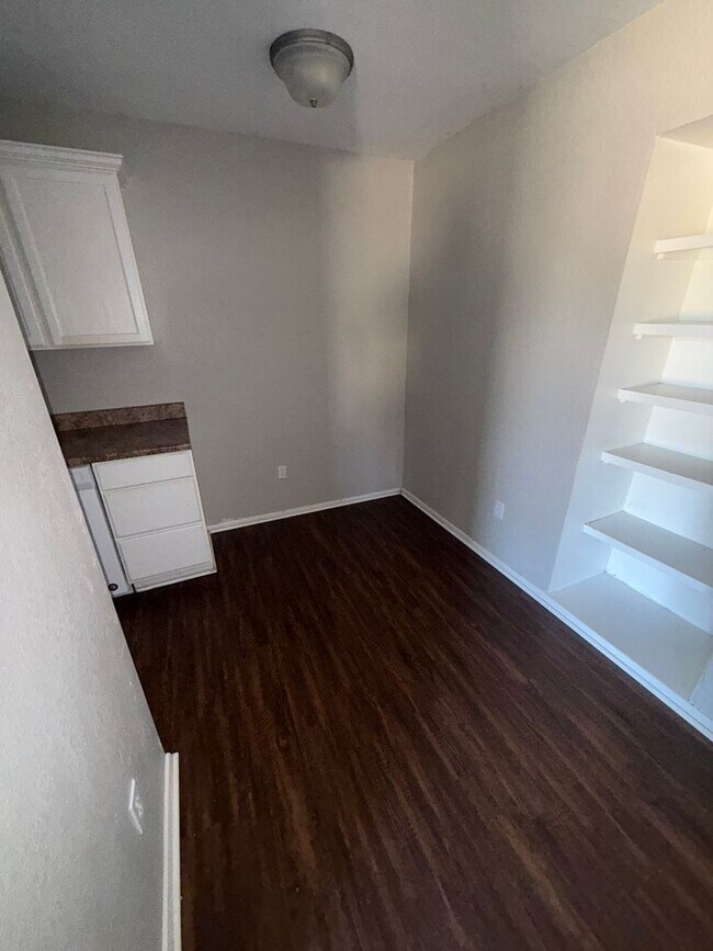 Photo - 3208 Salisbury Ave Unit 3