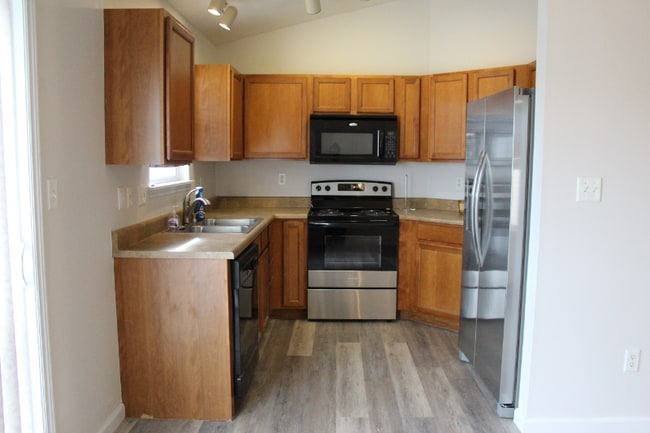 Photo - 32 Brushy Brook Ct