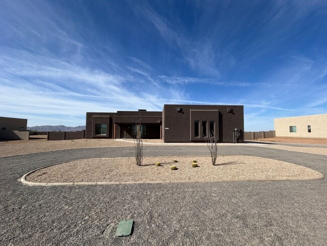 Building Photo - 23175 W Skinner Rd