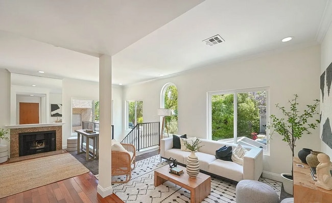 Building Photo - 9323 Alcott St Rental
