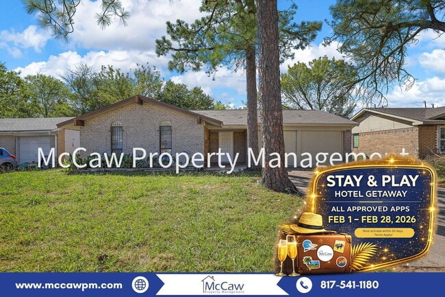 Building Photo - 14306 Seminole Dr