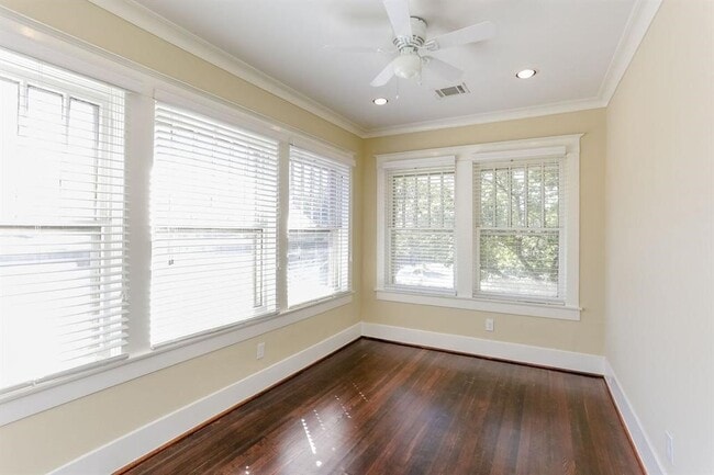 Photo - 612 W Alabama St