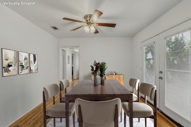 Photo - 208 Juniper Dr