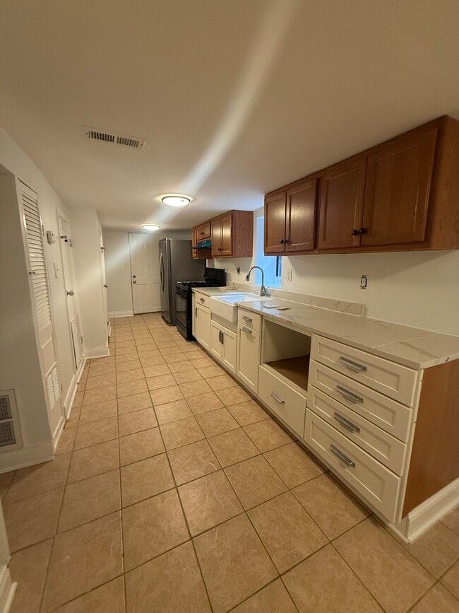 Photo - 1056 N Parkside Ave Unit G