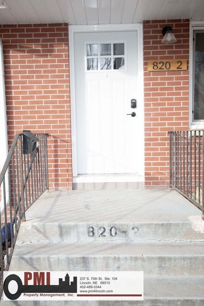 Photo - 820 S 38th St Unit 2