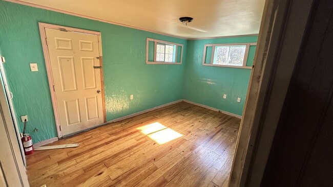 Photo - 2520 Hollywood St