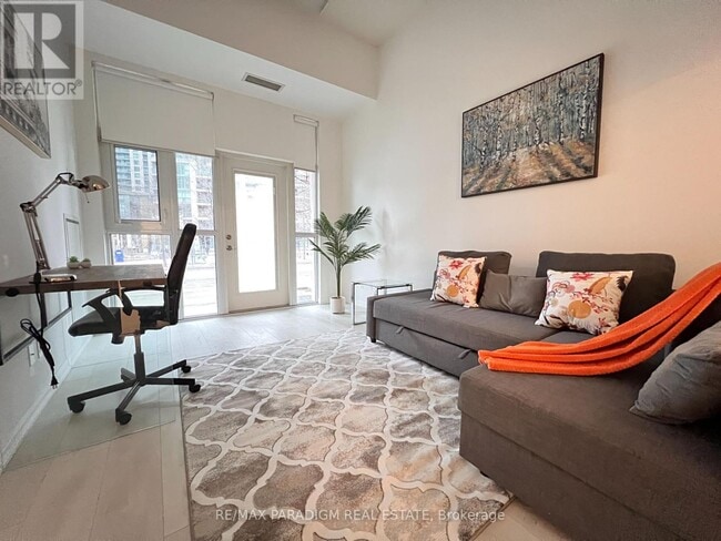 Photo - 35 Bastion St Unit 109