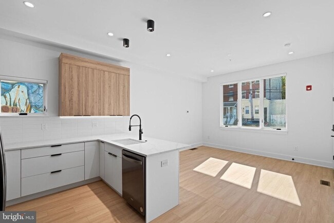 Photo - 4225 Powelton Ave