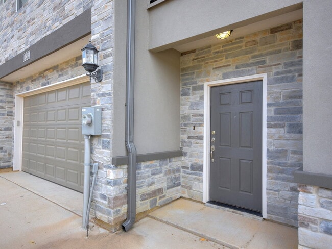 Photo - 3503 Summerway Dr