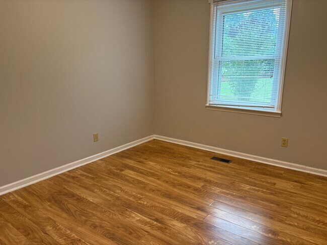 Photo - 2066 Eaker Dr