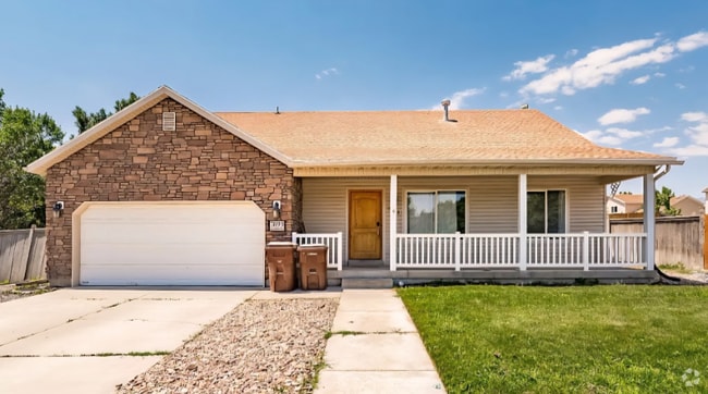 Building Photo - 7899 Apache Ln Rental