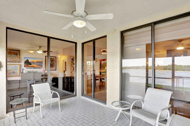 Photo - 2850 Carambola Cir S Unit 19121