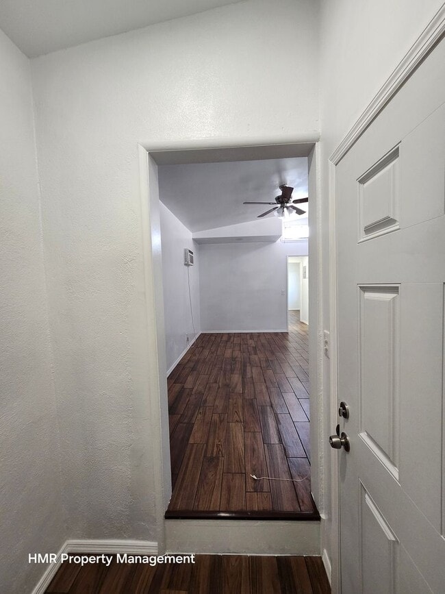 Photo - L - Walnut Grove, Rosemead Unit 4021 1/2