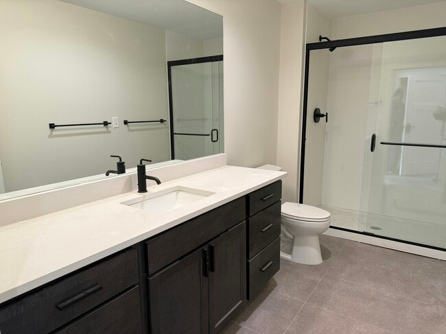 Photo - 106 E Erie St Unit 2A