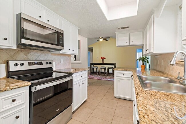 Photo - 4518 N Heron Dr