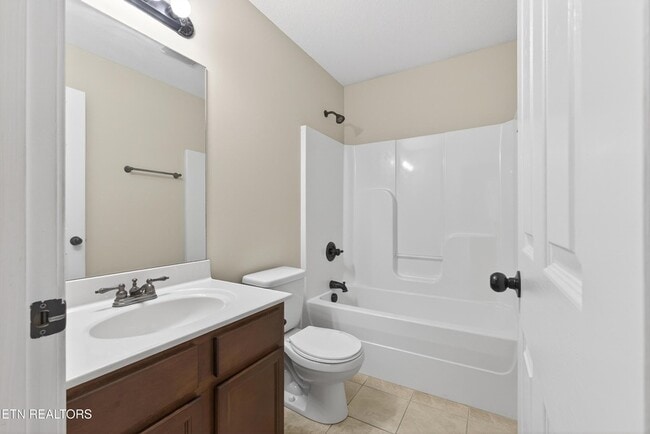 Photo - 5208 Devonbrook Way