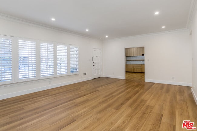 Photo - 1114 S Orange Dr