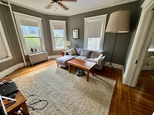 Photo - 8 Usher Rd Unit 1