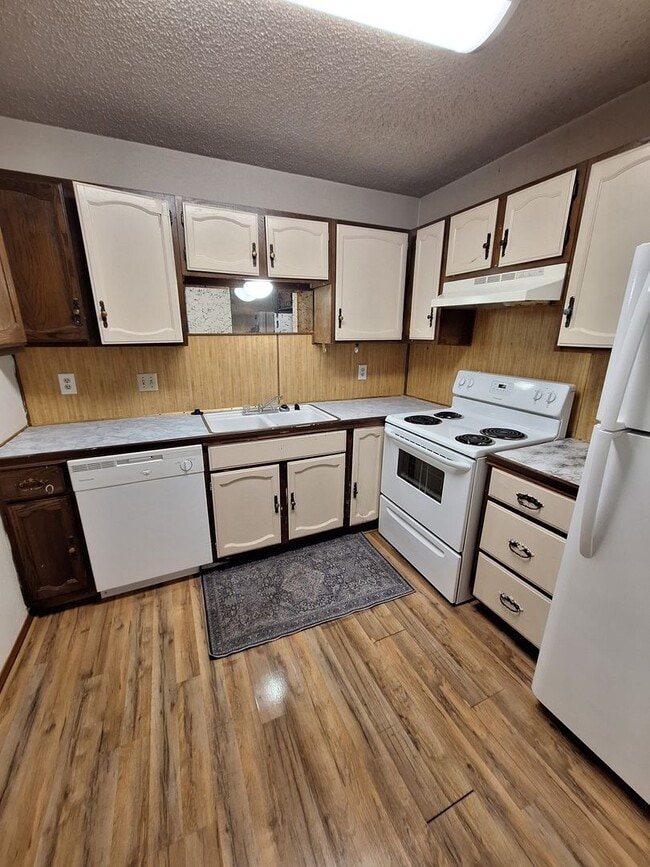 Photo - 2 bedroom, 2 bath