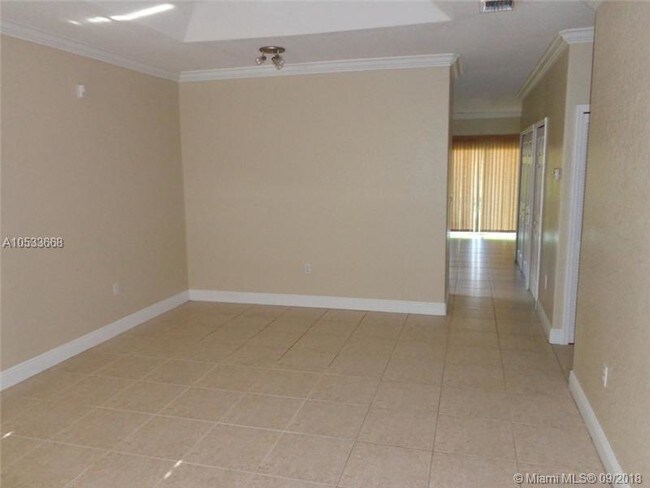 Photo - 208 SW 15th Pl