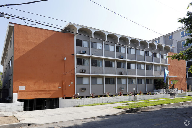 Building Photo - Hollywood Pointe Apartments