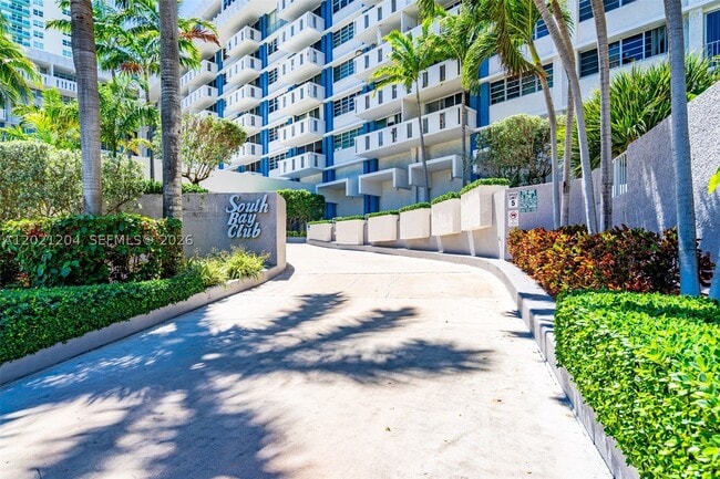 Building Photo - 800 West Dr Unit 509