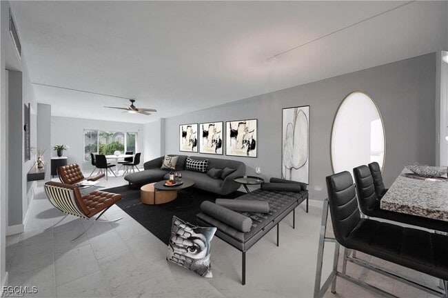 Building Photo - 2244 Winkler Ave Unit 207