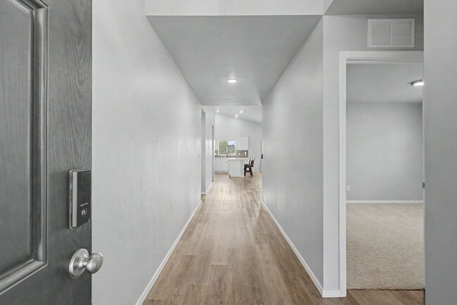 Photo - Charming Single-Level South Meridian