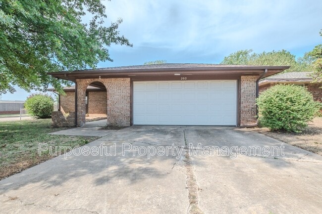 Photo - 202 Stanton Dr