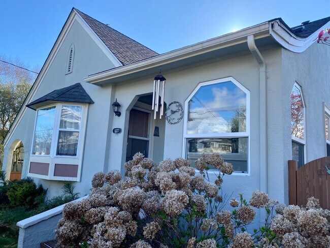 Photo - Ballard Loyal Heights Home