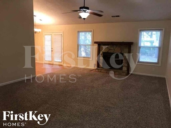 Photo - 5334 Memorial Ln SW