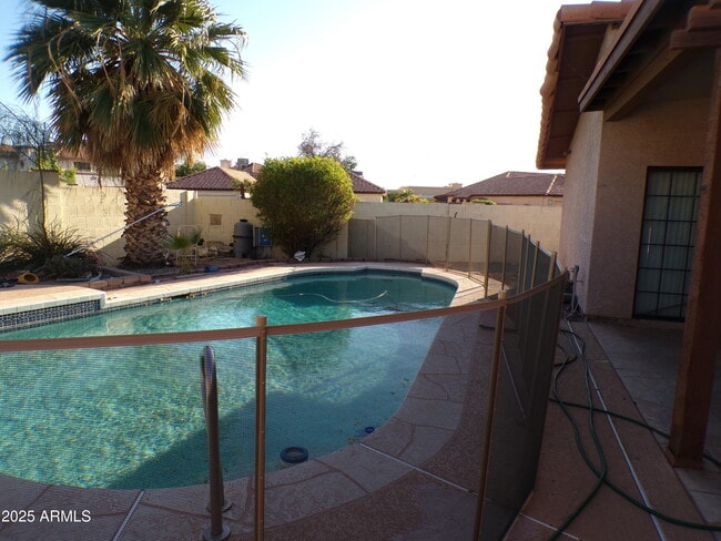 Photo - 5323 W North Ln