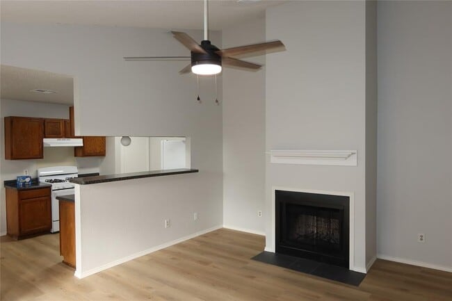 Building Photo - 2511 Bucks Run