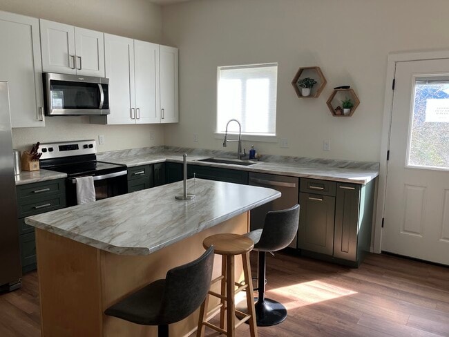 Photo - 1105 Granite Hill Rd