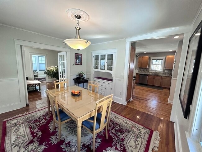 Photo - 17 Longfellow Rd